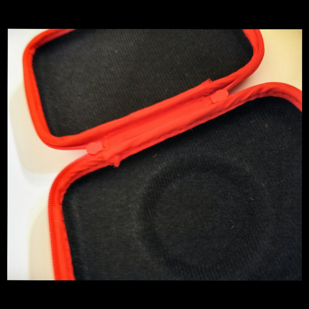 Polaroid Snap Case "Red" - Picture 10 of 14